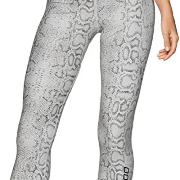 Lorna Jane size Small Snakeskin leggings - Picture 2 of 6